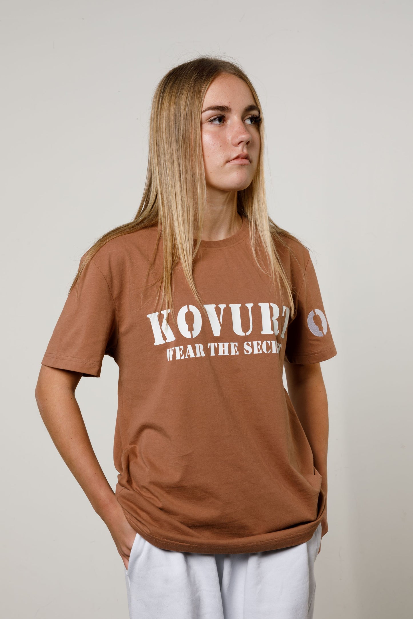 Slim Tee - Kovurt.co